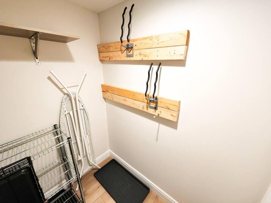Charming Guest Suite Near Denver Colorado เองเกิลวู้ด ภายนอก รูปภาพ